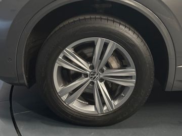 Volkswagen Touareg - 9