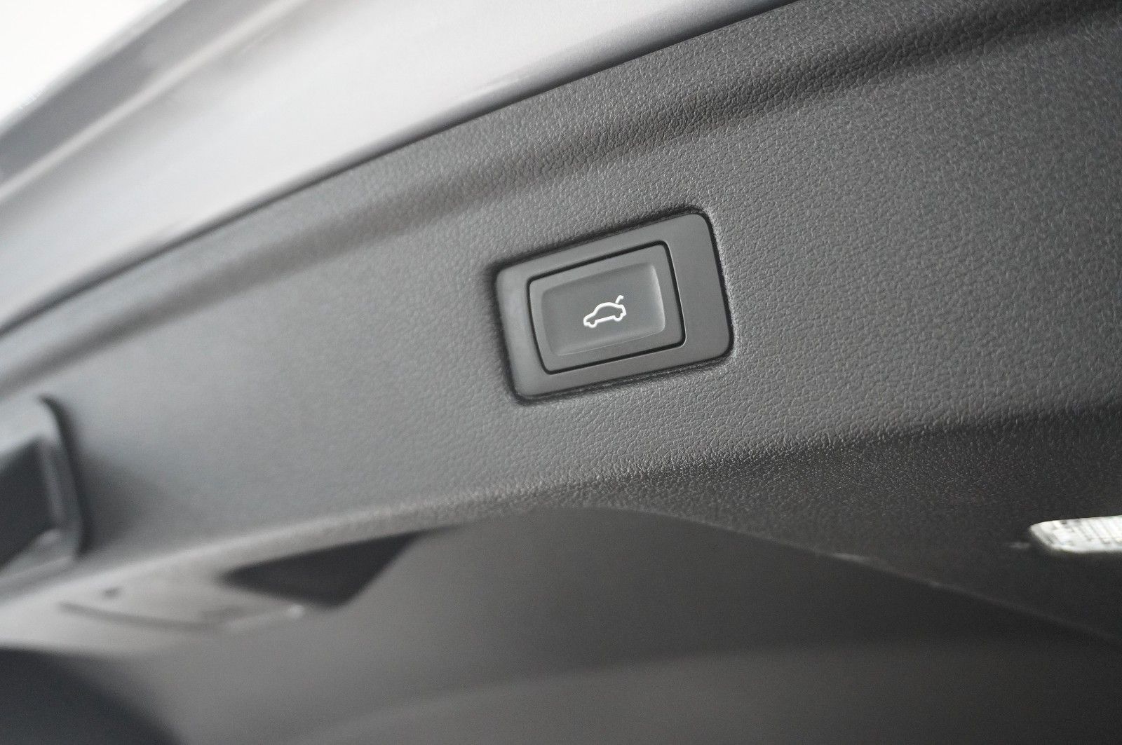 Fahrzeugabbildung Audi A5 Sportback 40 TDI QUATTRO NAVI/MATRIX/KAMERA