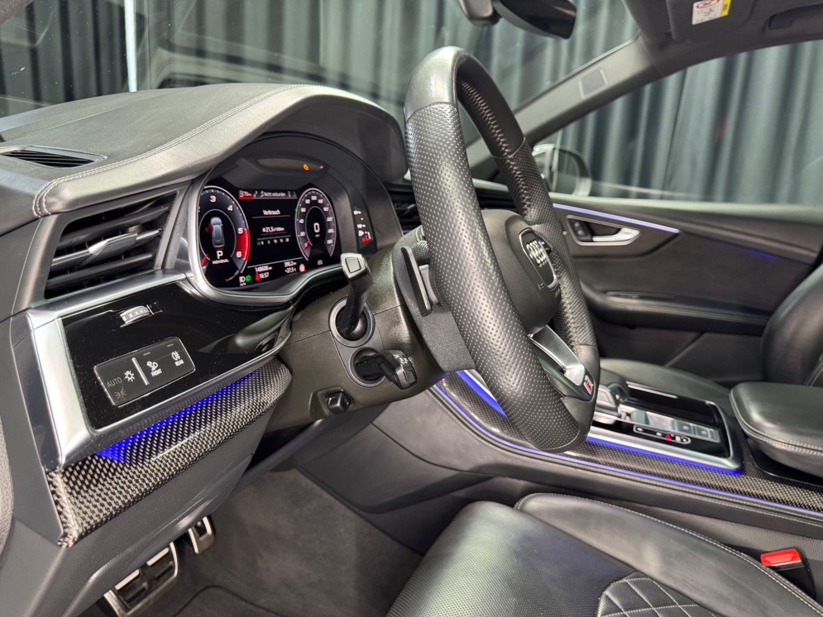 Fahrzeugabbildung Audi SQ8 4.0TDI QUATTRO|MASSAGE|B&O|CARBON|MATRIX|HuD