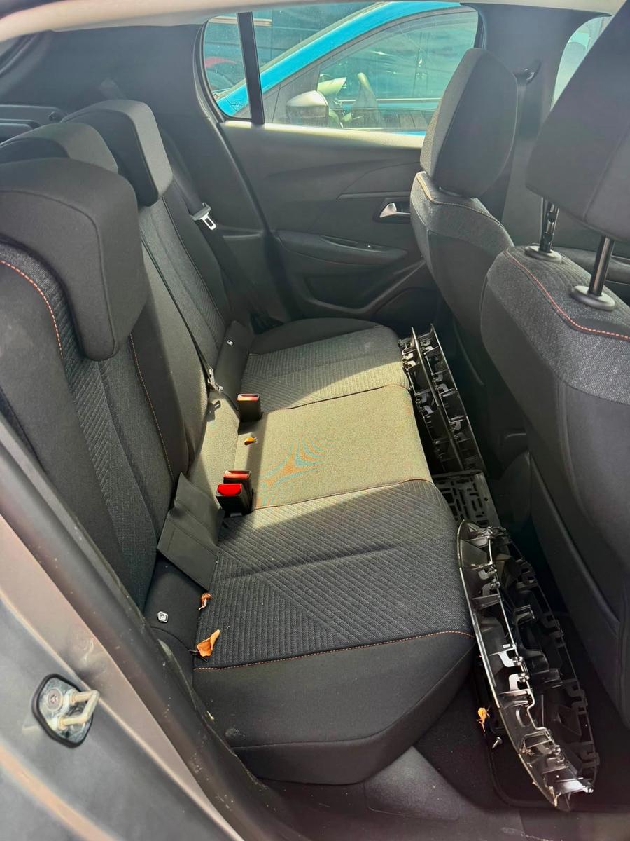 Peugeot 208 Style Multi LED Tempo Klima PDC SHZ 1.405 KM