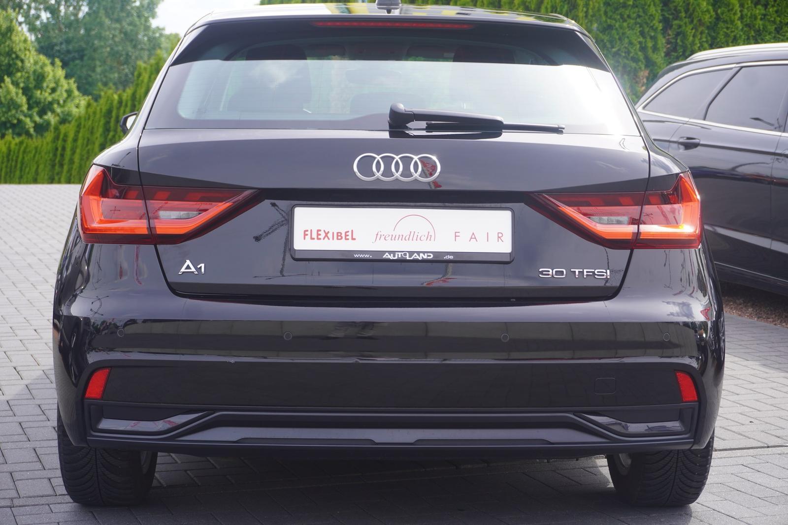Audi A1 1.0 TFSI advanced LED Navi Sitzheizung Klima, миниатюра 5