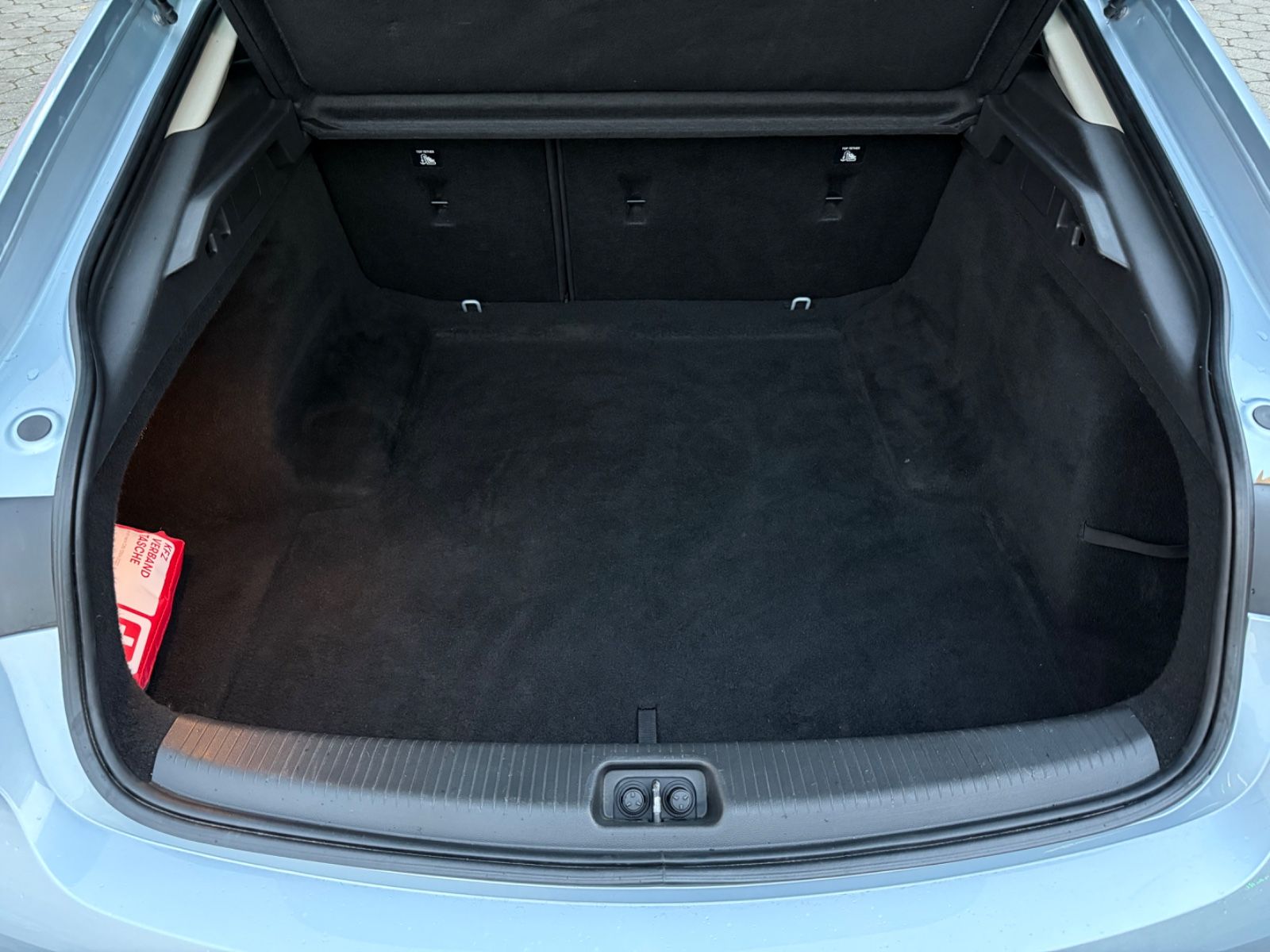 Fahrzeugabbildung Opel Insignia B Grand Sport Dynamic/LED/R-Kamera/Temp