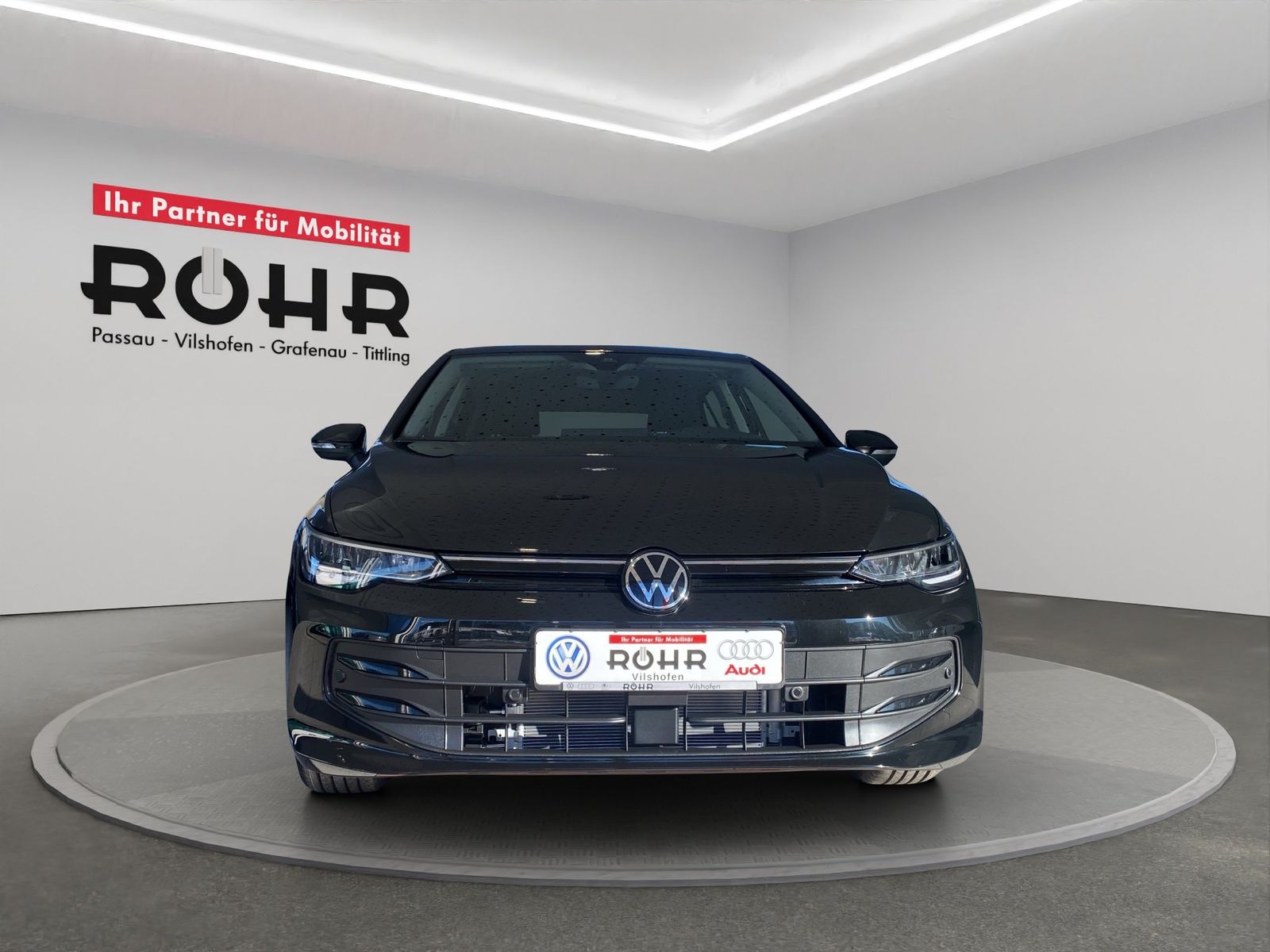 Volkswagen Golf VIII 1.5 TSI ACC Kam. LED Matrix PDC SHZ imagem 2