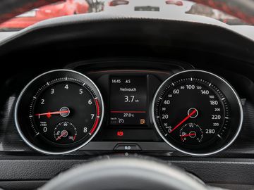 Volkswagen Golf VII GTI Performance BMT Navi Winterräder