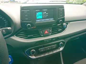 Fahrzeugabbildung Hyundai i30 1.0 T-GDi Passion Klima PDC 16"Alu RFK