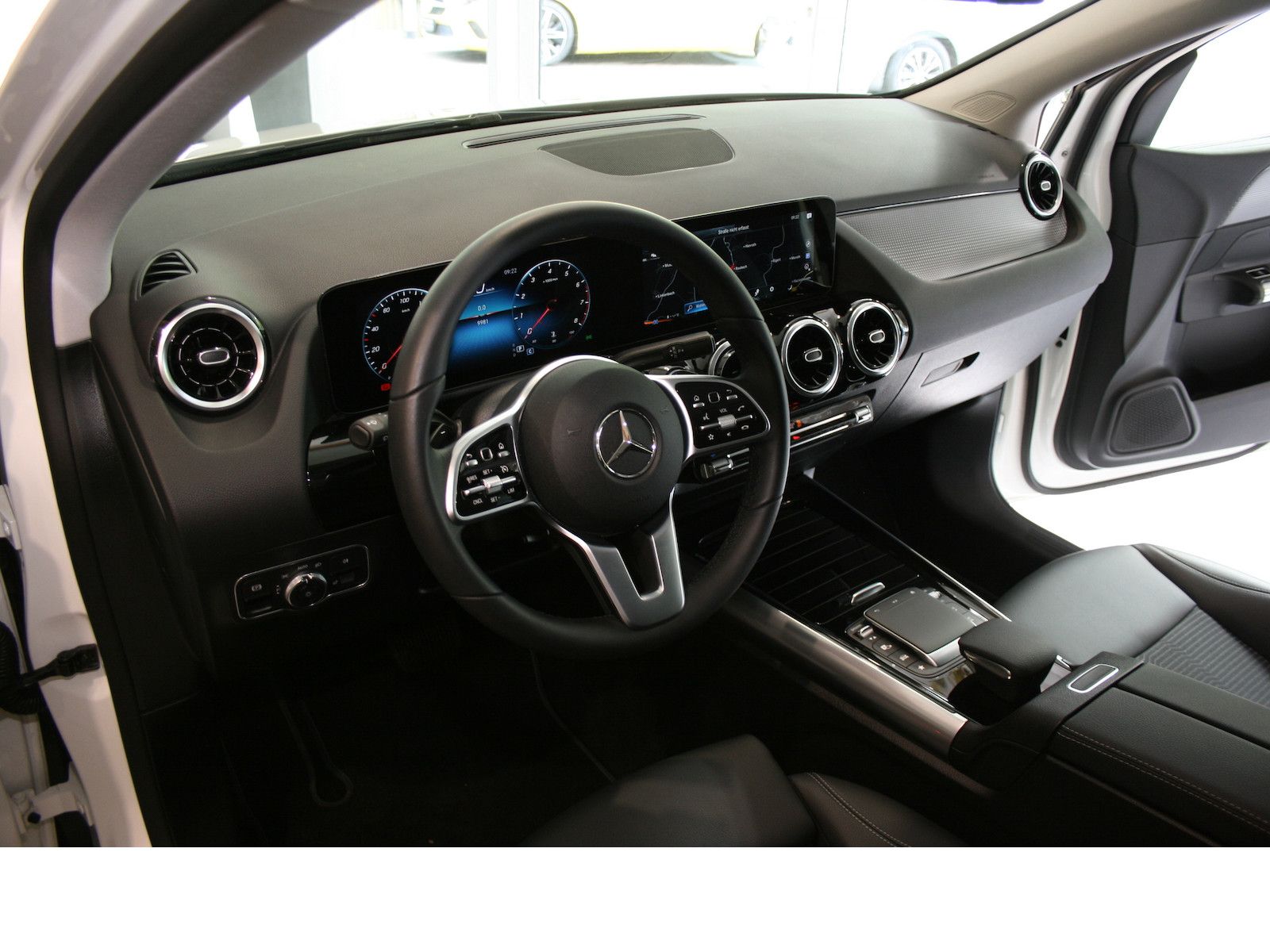 Fahrzeugabbildung Mercedes-Benz B 200 Progres. Autom.*Night*LED*MBUX*Kamera+PTS