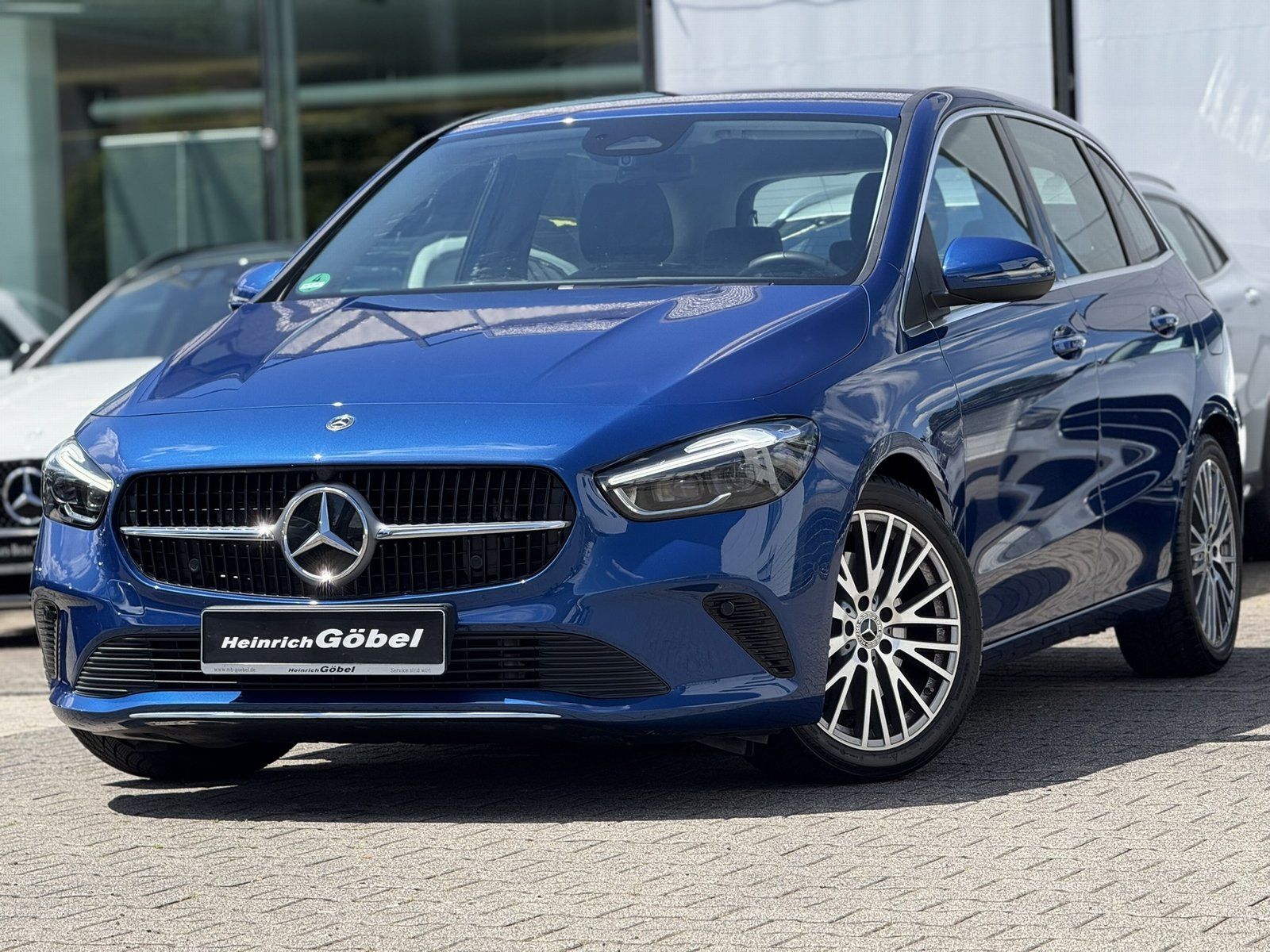 Fahrzeugabbildung Mercedes-Benz B 250 Progressive*4MATIC*TOTWINKEL*AHK*KAMERA*