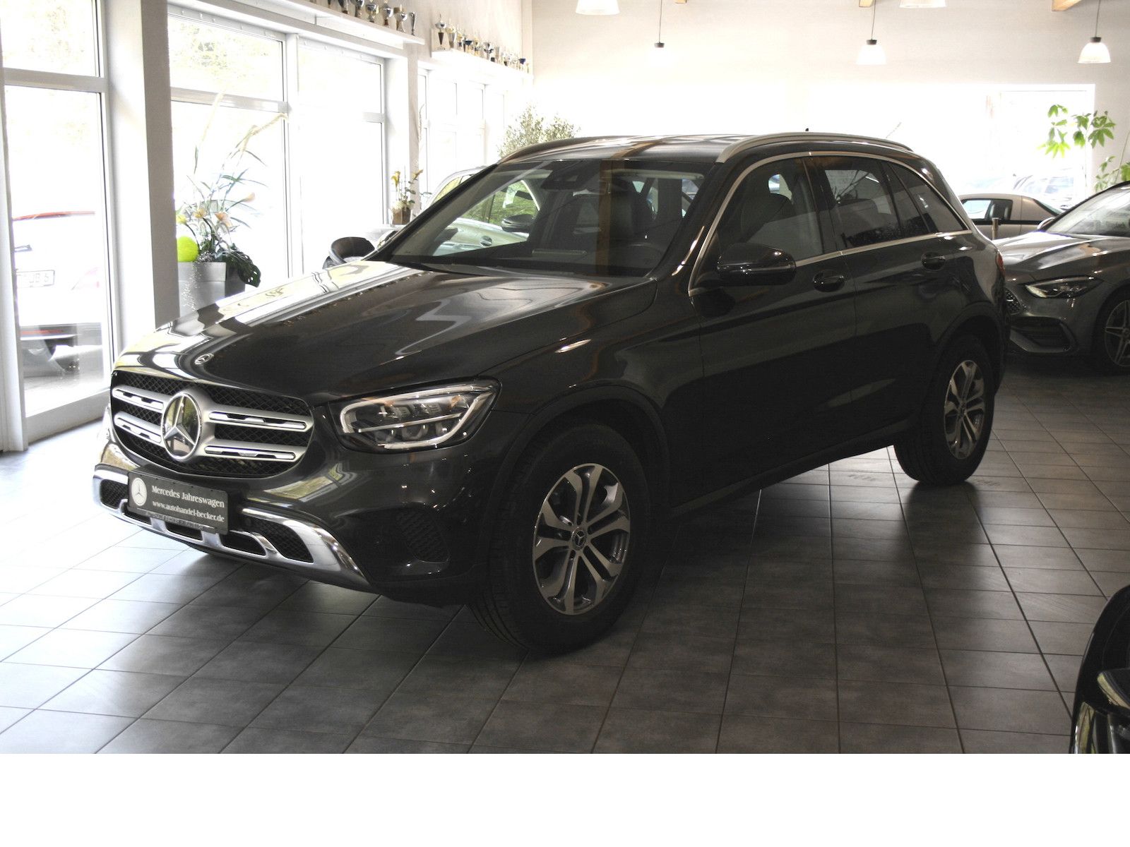 Fahrzeugabbildung Mercedes-Benz GLC 220 d 4M Offroad *LED*Totwinkel*Standheizung