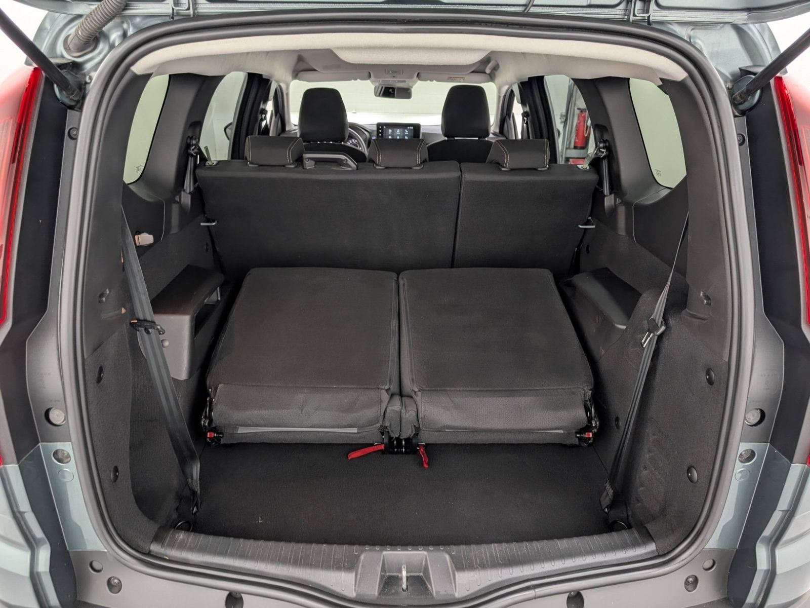DACIA Jogger  TCe 110 Extreme+ 7-Sitzer Navi SHZ – Bild 10