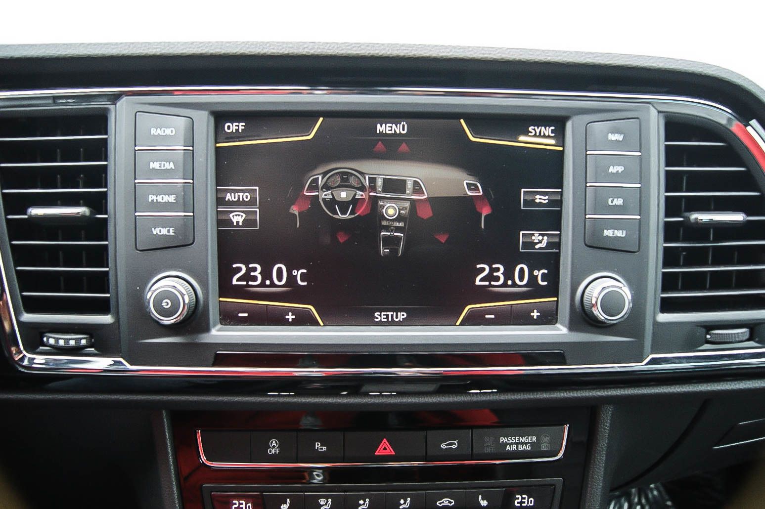 Fahrzeugabbildung SEAT Ateca 1.4TSI Xcellence LEDER NAVI 360°KAMERA ACC