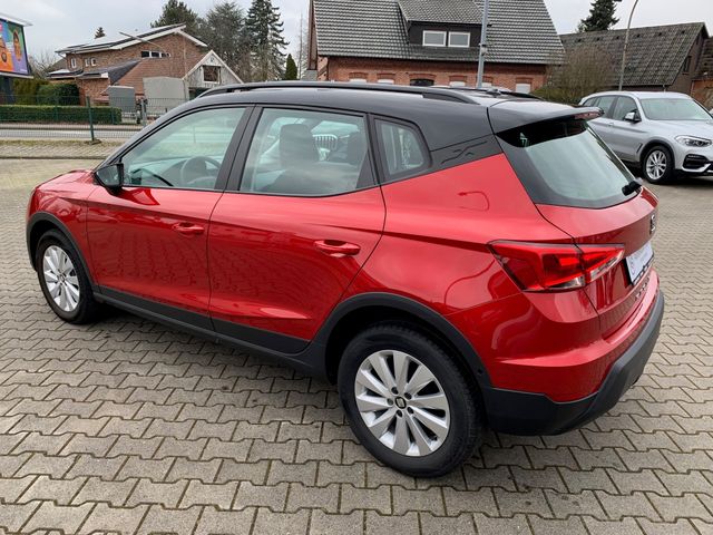 Fahrzeugabbildung Seat Arona 1,6 TDI DSG+Style+Allwetter+Bluetooth+PDC
