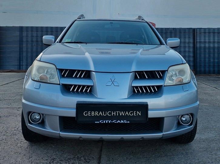 Mitsubishi Outlander 2.4 Dakar/Allrad/Klimaautomatik