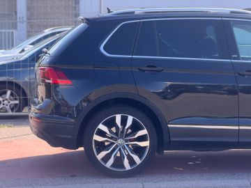 Volkswagen Tiguan - 5