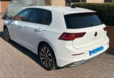 Volkswagen Golf 1.5 eTSI 110kW DSG Life von WA mit Garantie - : Navigationssystem, Von