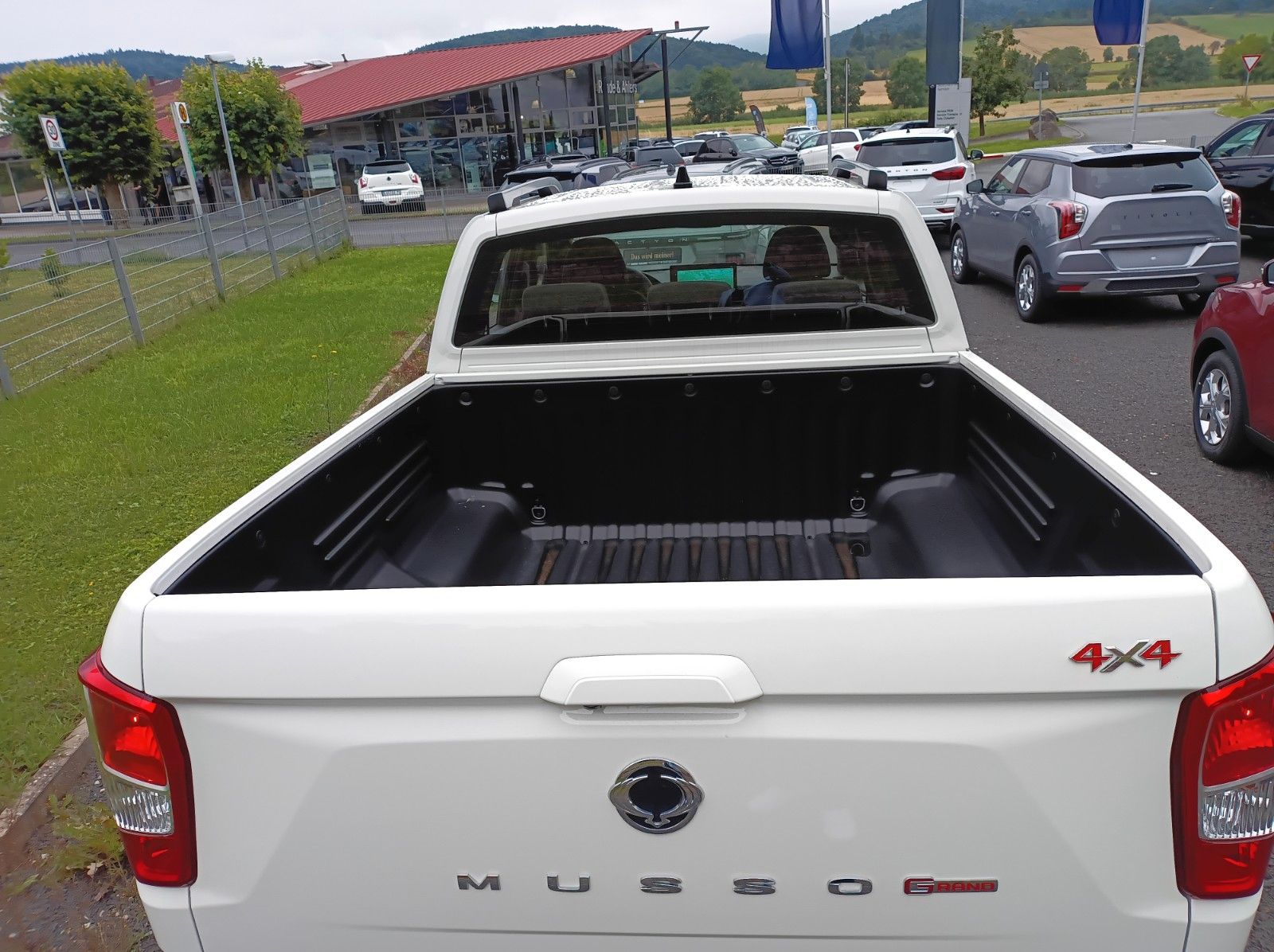 Fahrzeugabbildung KGM MUSSO GRAND CORE+ALLRAD+17ZOLL+R.KAMERA