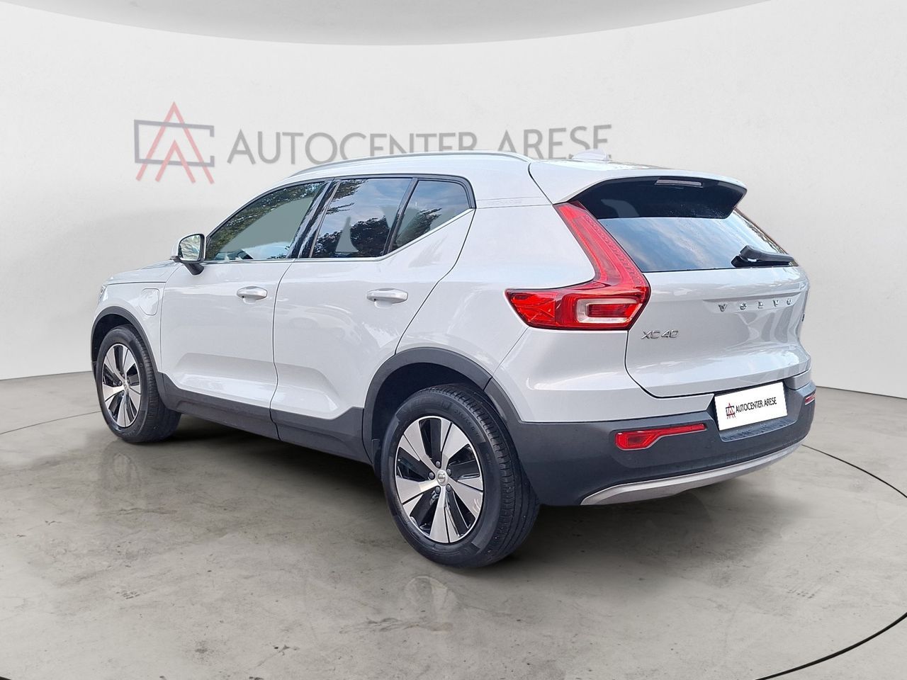 Volvo XC40 1.5 t5 phev Inscription Expression au imagem 3