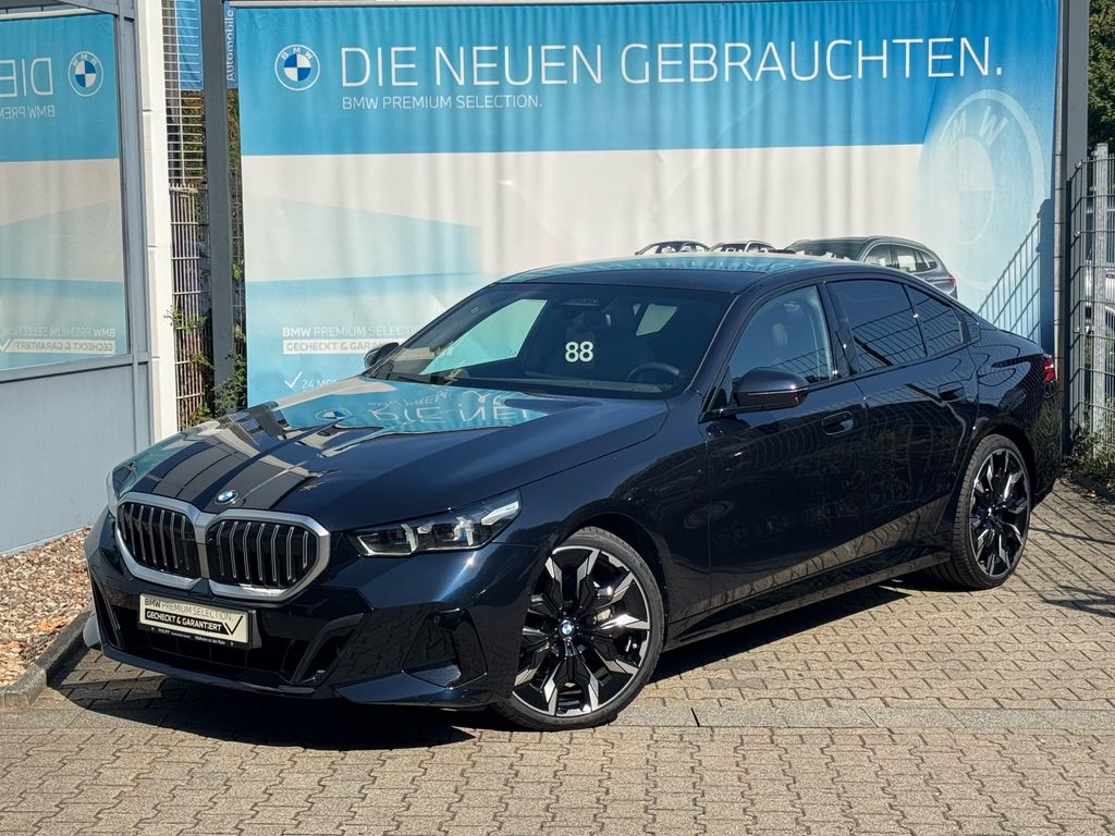 Image of BMW 540