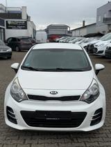 Kia Rio Dream Team 1.2 / SHZ / KLIMA - Kia Rio: Kleinwagen