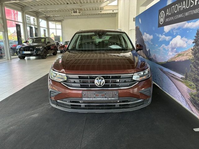 Volkswagen Tiguan United AHK LED NAVI DAB ACC SHZ imagem 3