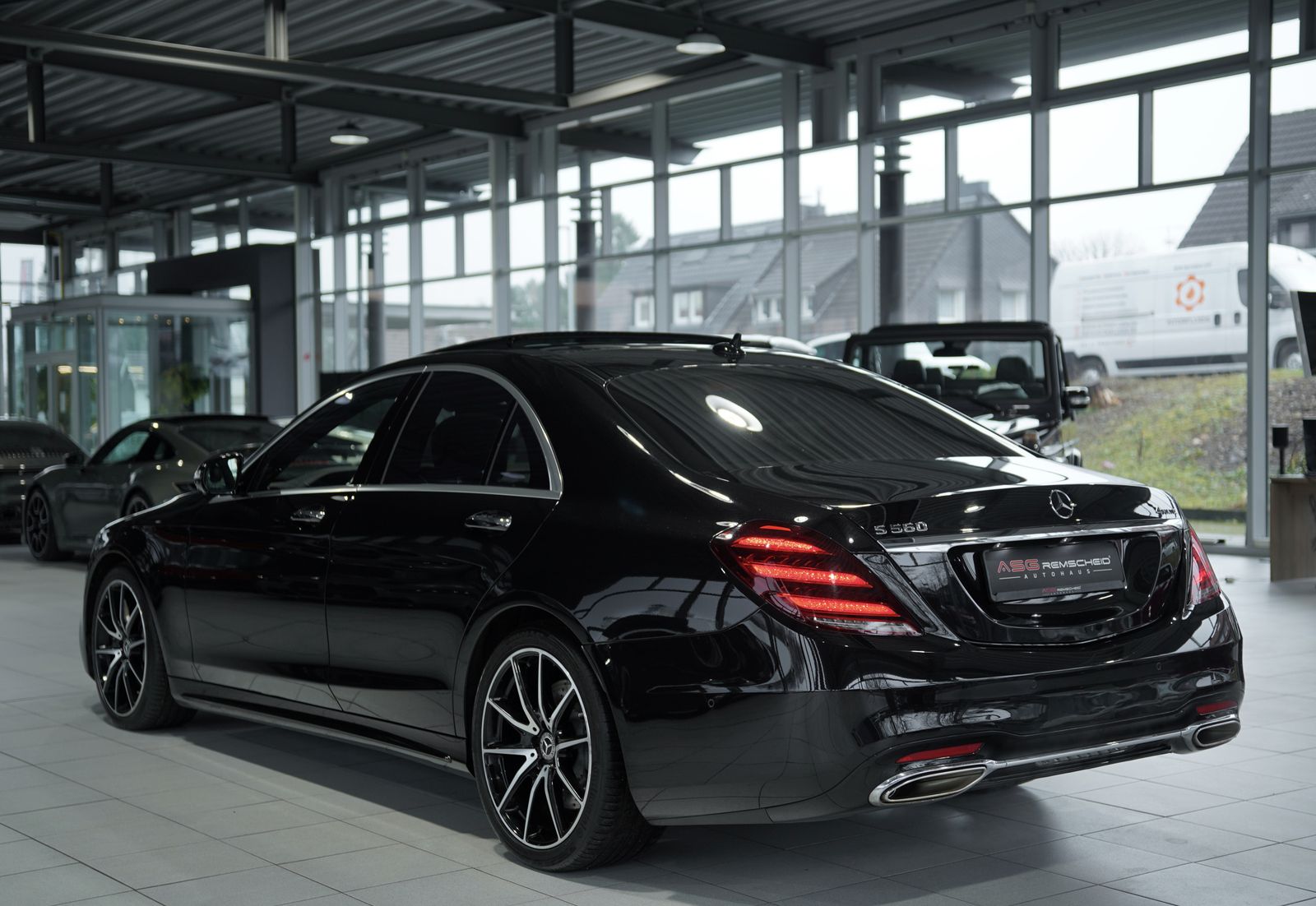 Mercedes Benz S 560