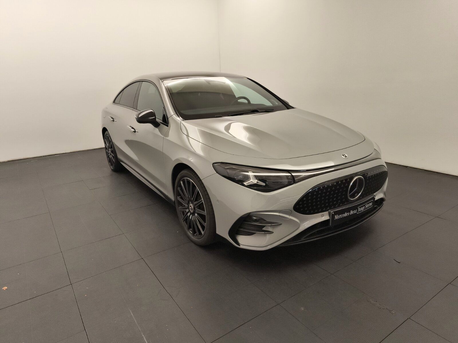 Mercedes-Benz CLA 350 4M EQ AMG+ Superscreen Night Pano AHK imagem 3