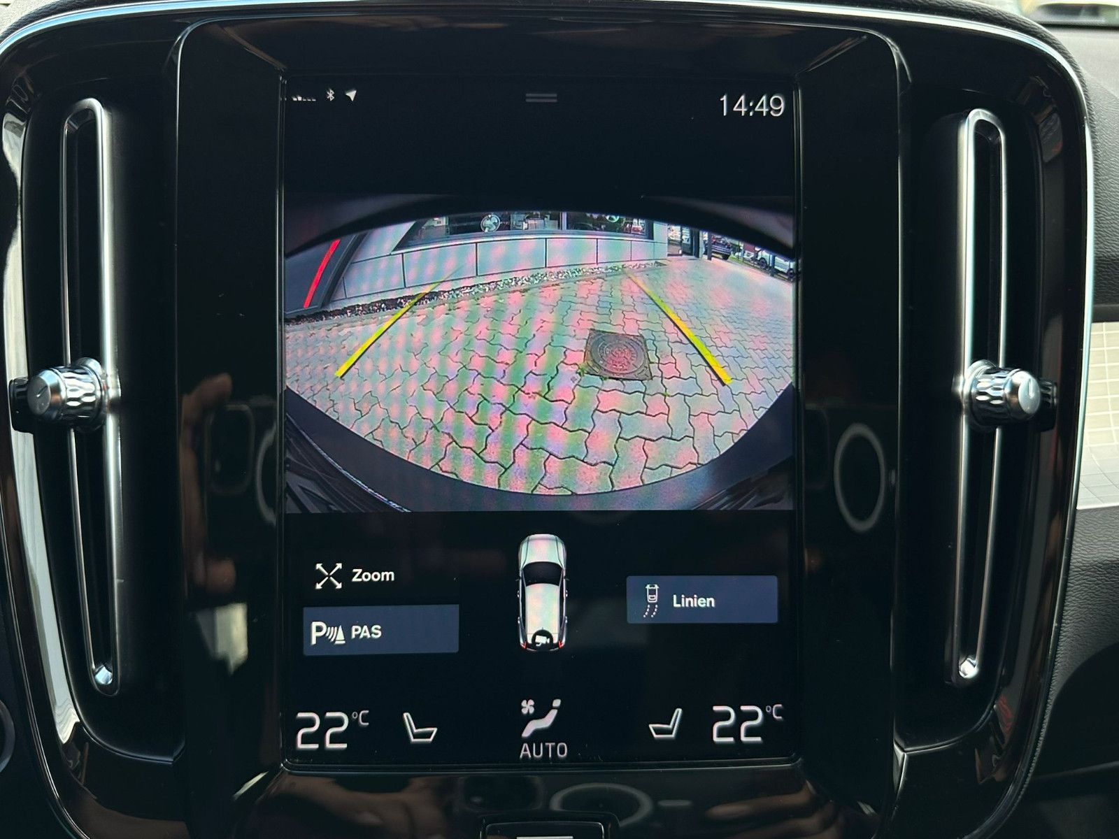 Volvo XC 40 XC40 Momentum Pro 2WD Virtual Nav Temp LED foto 12