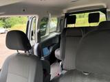 Volkswagen Caddy Maxi Allrad Autom.AHK 7 Sitzer unfallfrei - VW Caddy Maxi von privat