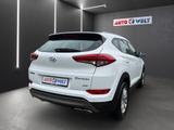 Hyundai Tucson 1.6 T-GDI Autom. 25 Jahre 4WD AWD PDC AUX - Hyundai TUCSON mit Benzin-Antrieb: Geländewagen, Automatik