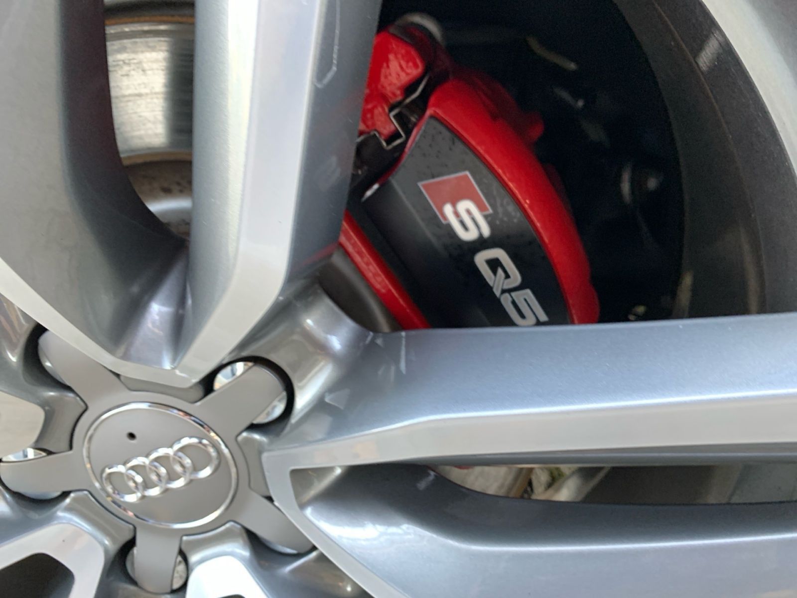 Fahrzeugabbildung Audi SQ5 3.0 TSFI quattro Automatik