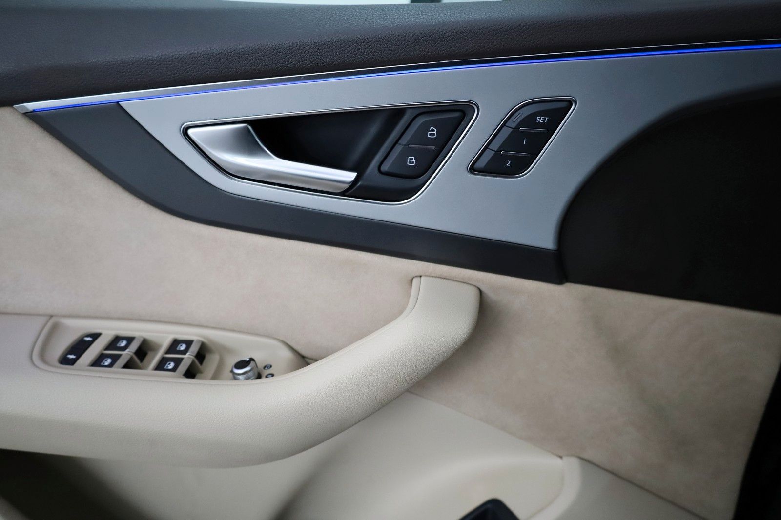 Fahrzeugabbildung Audi Q7 45 TDI quattro ,ACC,Navi,Xenon,Panora,7Sitzer