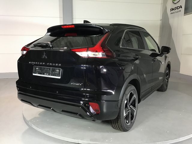 Fahrzeugabbildung Mitsubishi Eclipse Cross TOP PHEV  4x4 ACC 5 Jahre Garantie