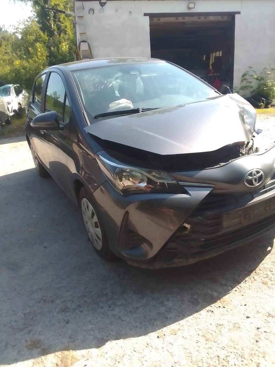 Toyota Yaris ACTIVE