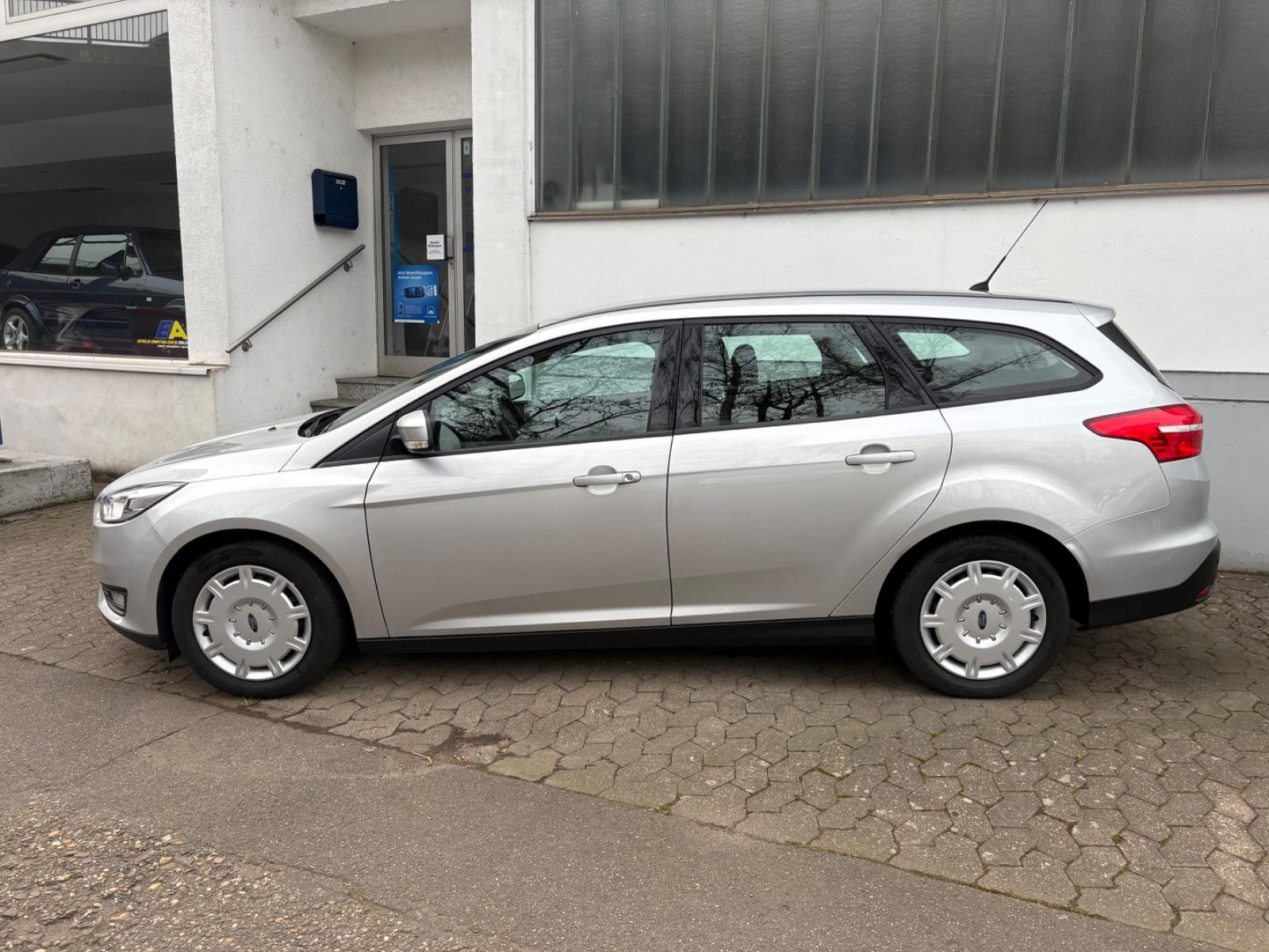 Ford Focus Turnier - Zahnriemen neu - Inspektion neu