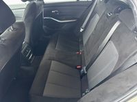 BMW 330 - Vorschau Bild 14