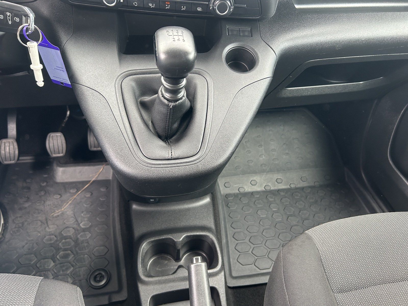 Fahrzeugabbildung Opel Combo Cargo 1.5 D Edition (EURO 6d)