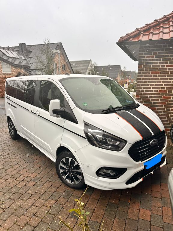 Image of Ford Tourneo Custom