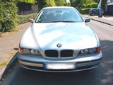 BMW Bmw 523i e39  2.Hand original Zustand Scha... - BMW 523 in Düsseldorf