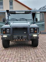 Land Rover Defender 110 TD4 Station Wagon E viel Zubehör - gebrauchte Land Rover Defender aus dem Jahr 2008