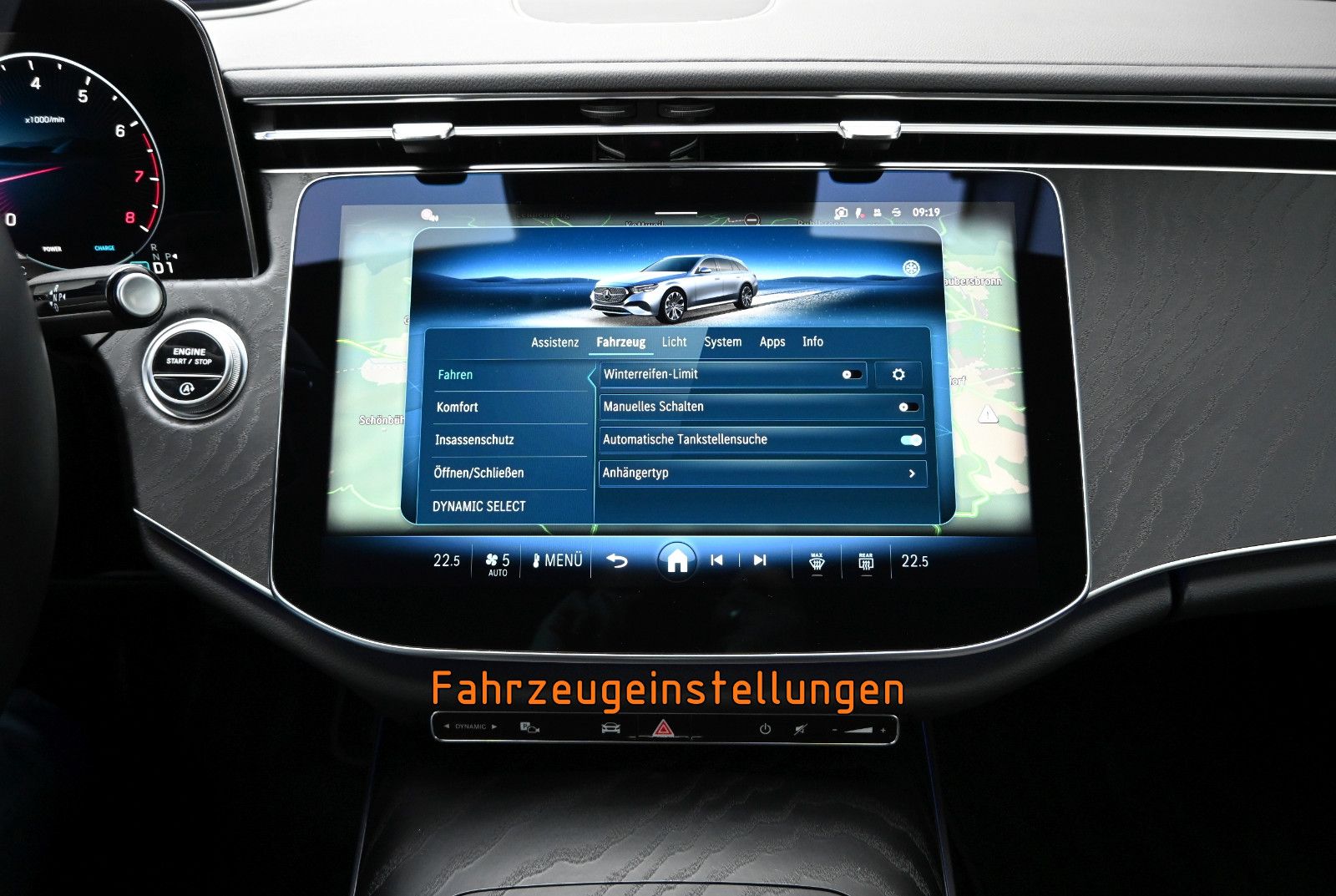 Fahrzeugabbildung Mercedes-Benz E 200 T Avantgarde °ACC°AHK°HUD°DIGITAL LIGHT°