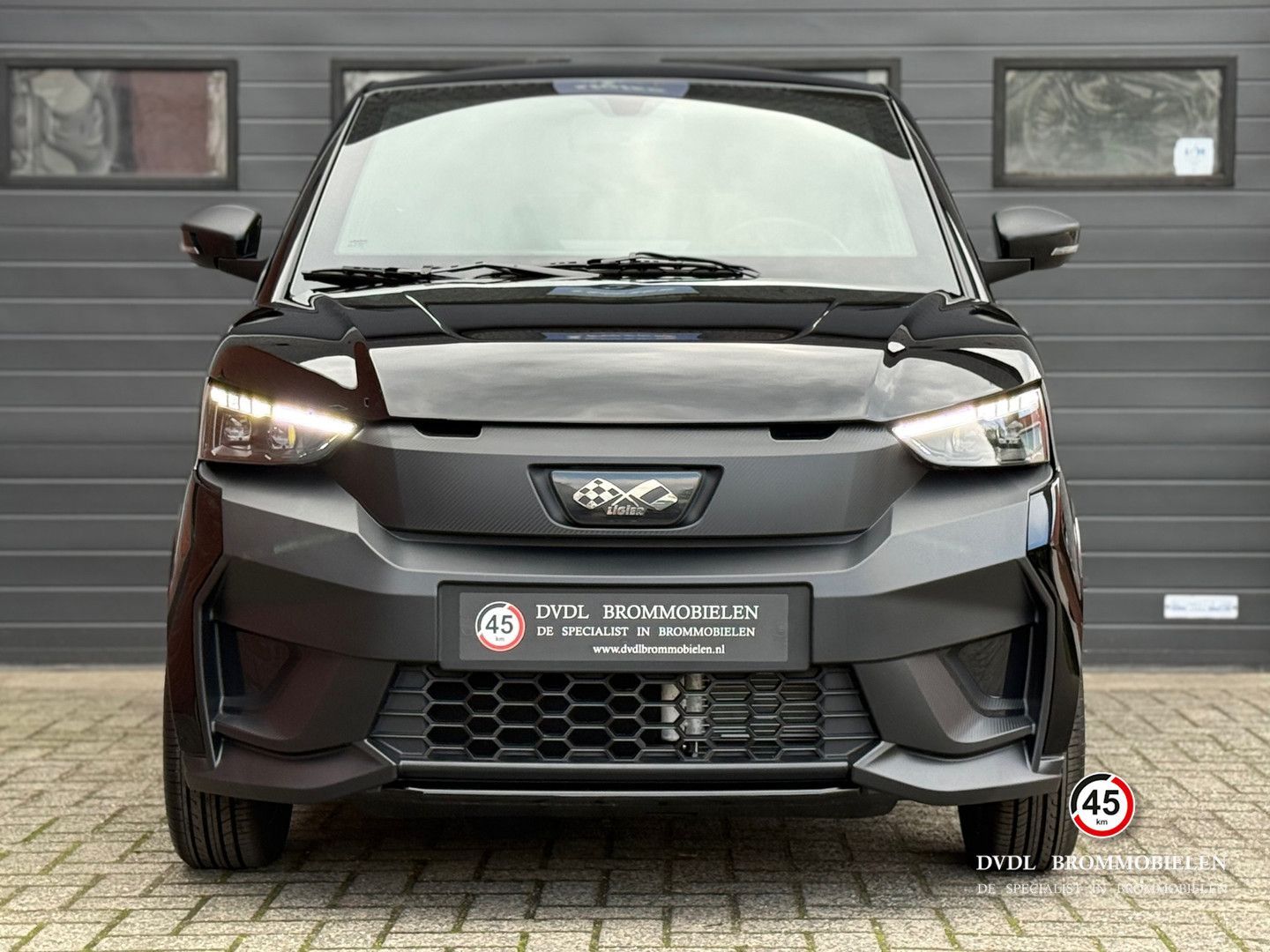 Ligier JS 50 Sport Ultimate Brommobiel STERRENHEMEL NIE imagem 3