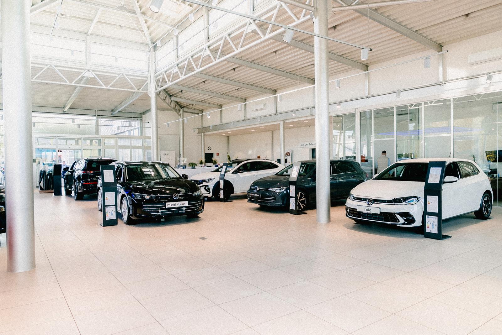 showroom-image-bottom