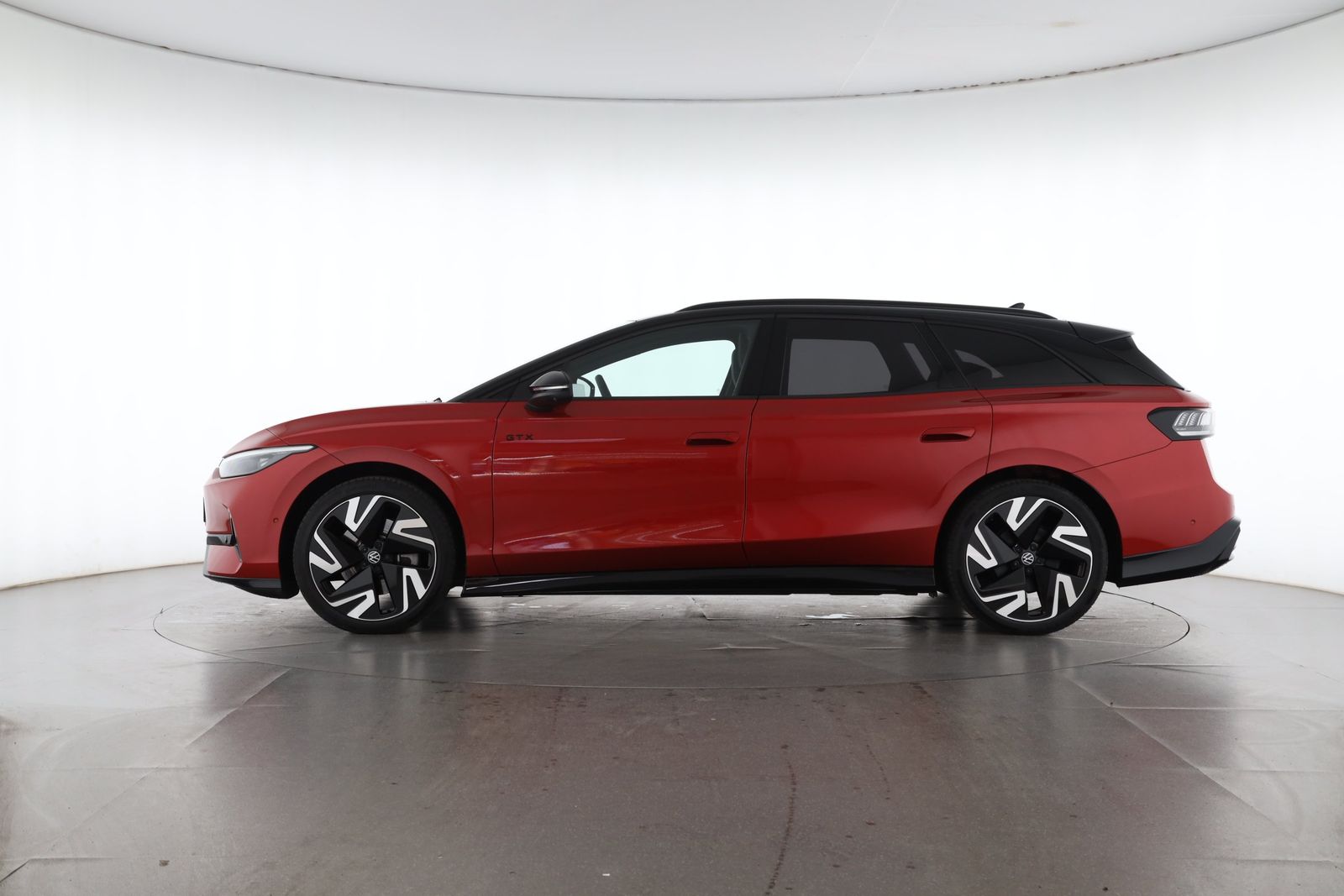 Volkswagen ID.7 Tourer GTX 4MOTION NAVI PANO AHK foto 3