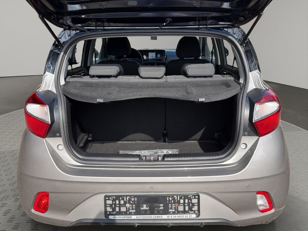 Hyundai i10 1.2 INTRO -NAVI-PDC-KAMERA-SITZHZG.+WR