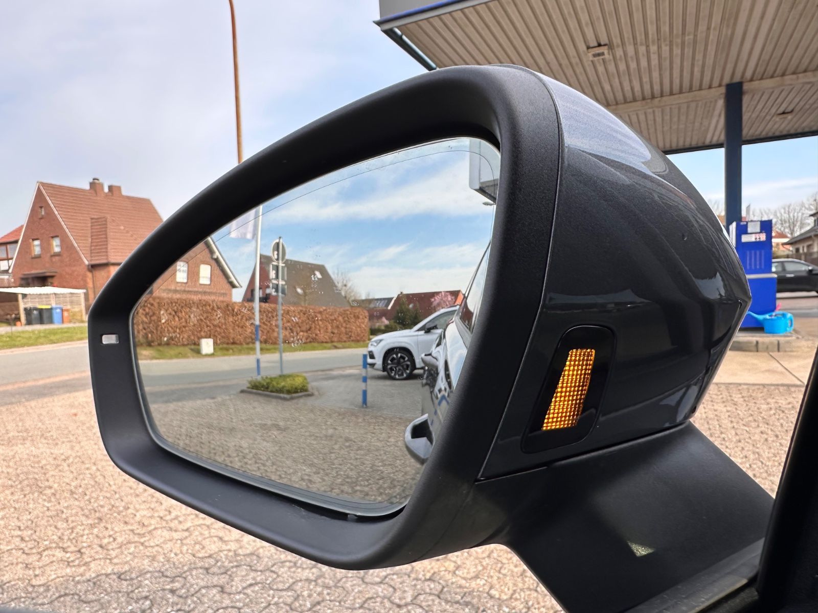 Fahrzeugabbildung SKODA Kodiaq 1.5 eTSI Selection DSG ACC/LED/PDC/SHZ