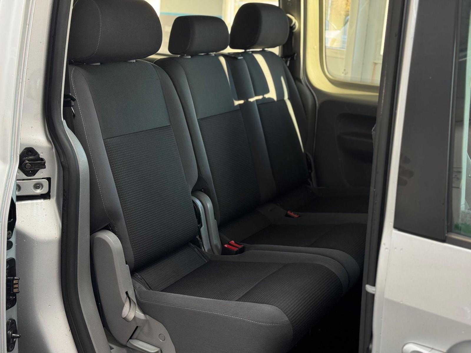 Volkswagen Caddy Maxi Team 1.9 TDI Rollstuhlgerecht-Rampe