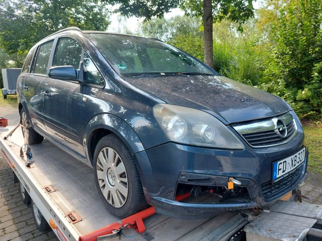 Opel Zafira B Edition Klima Euro-4 AHK 7-Sitzer