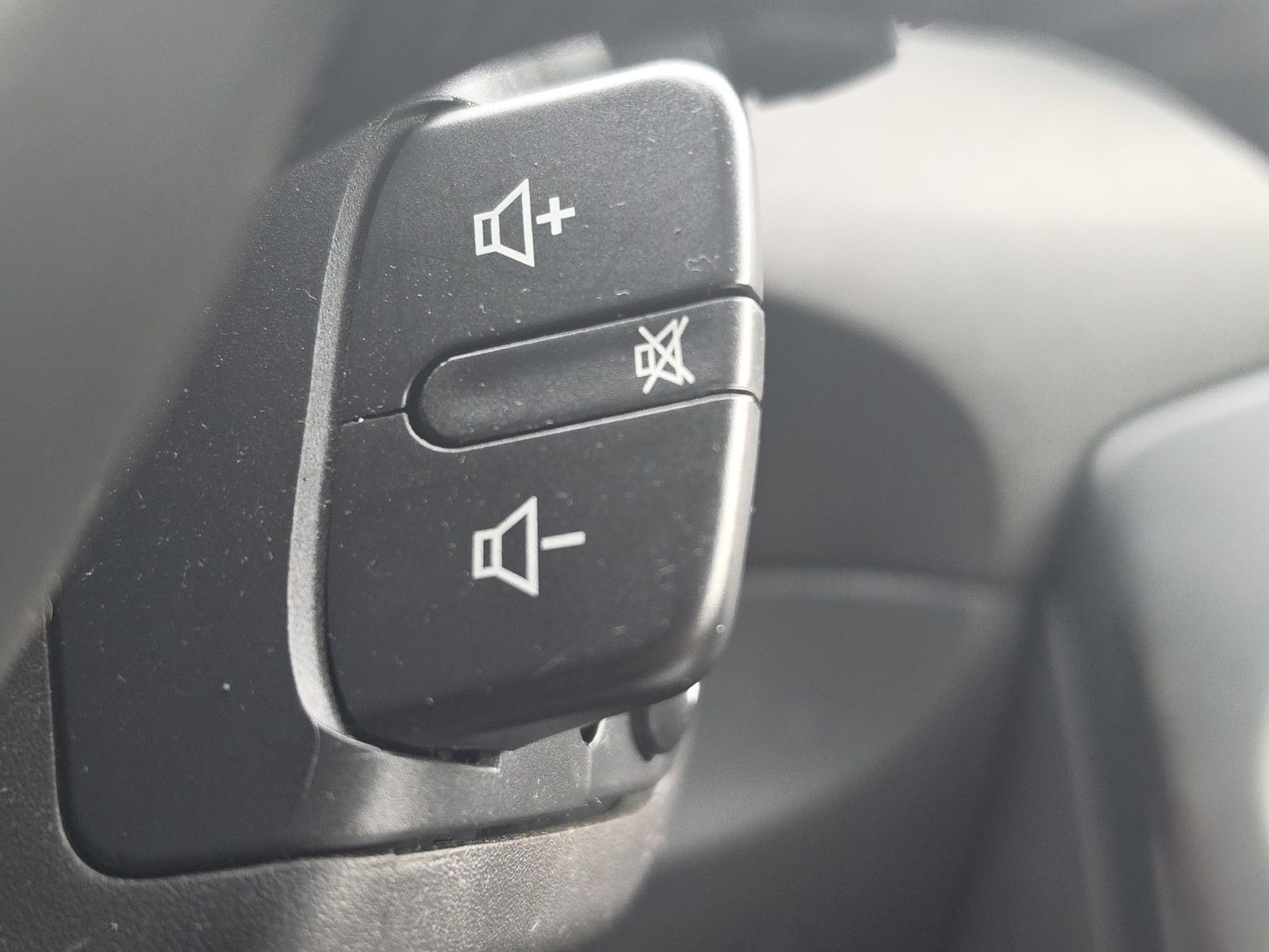 Fahrzeugabbildung Renault Clio Grandtour Edition Dynamique Tüv Service Neu
