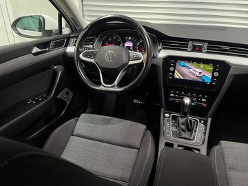 Volkswagen Passat - 9