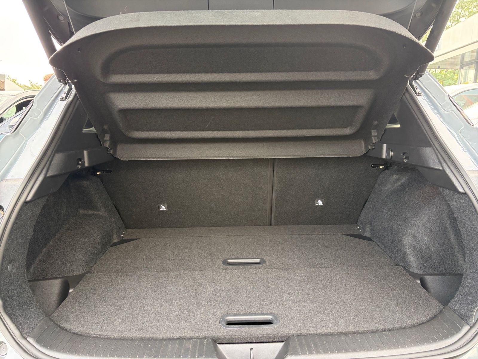 Fahrzeugabbildung Nissan Qashqai 1.3 DIG-T MHEV N-Connecta*Winterpaket*
