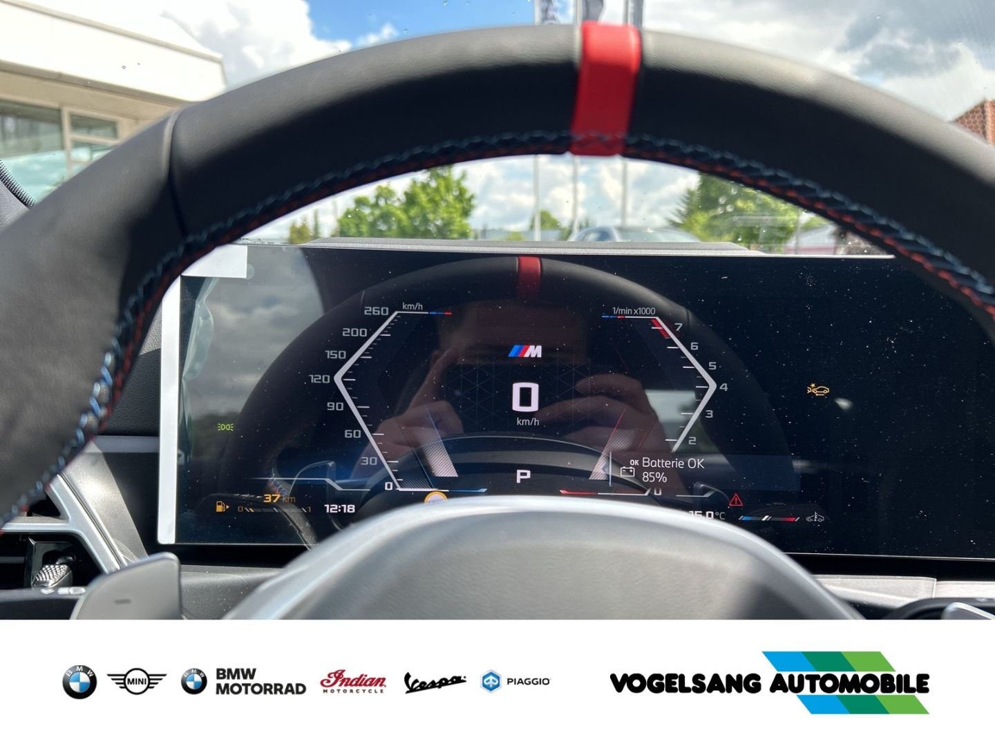 Fahrzeugabbildung BMW M440i xDrive Cabrio M Sport Pro Innovationspaket